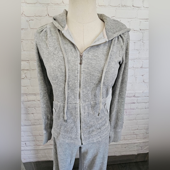 Juicy Couture Vintage Velour Hooded Set | Gray | XS Pants - Small Top | EUC - Picture 2 of 11